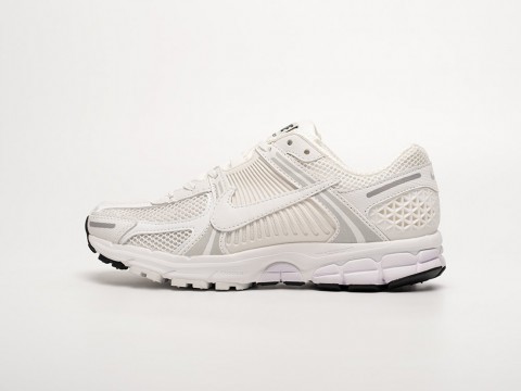 Nike Air Zoom Vomero 5 Triple White