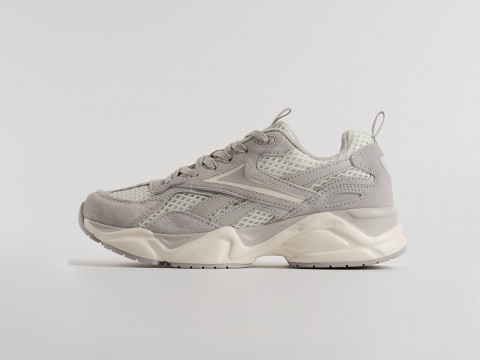 Женские кроссовки Reebok Charge WMNS белые Женские кроссовки Reebok Charge WMNS белые