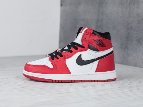 Женские кроссовки Nike Air Jordan 1 красные